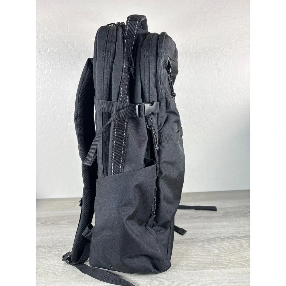 OGIO Alpha 25L Black Backpack w/ Padded Straps & 17